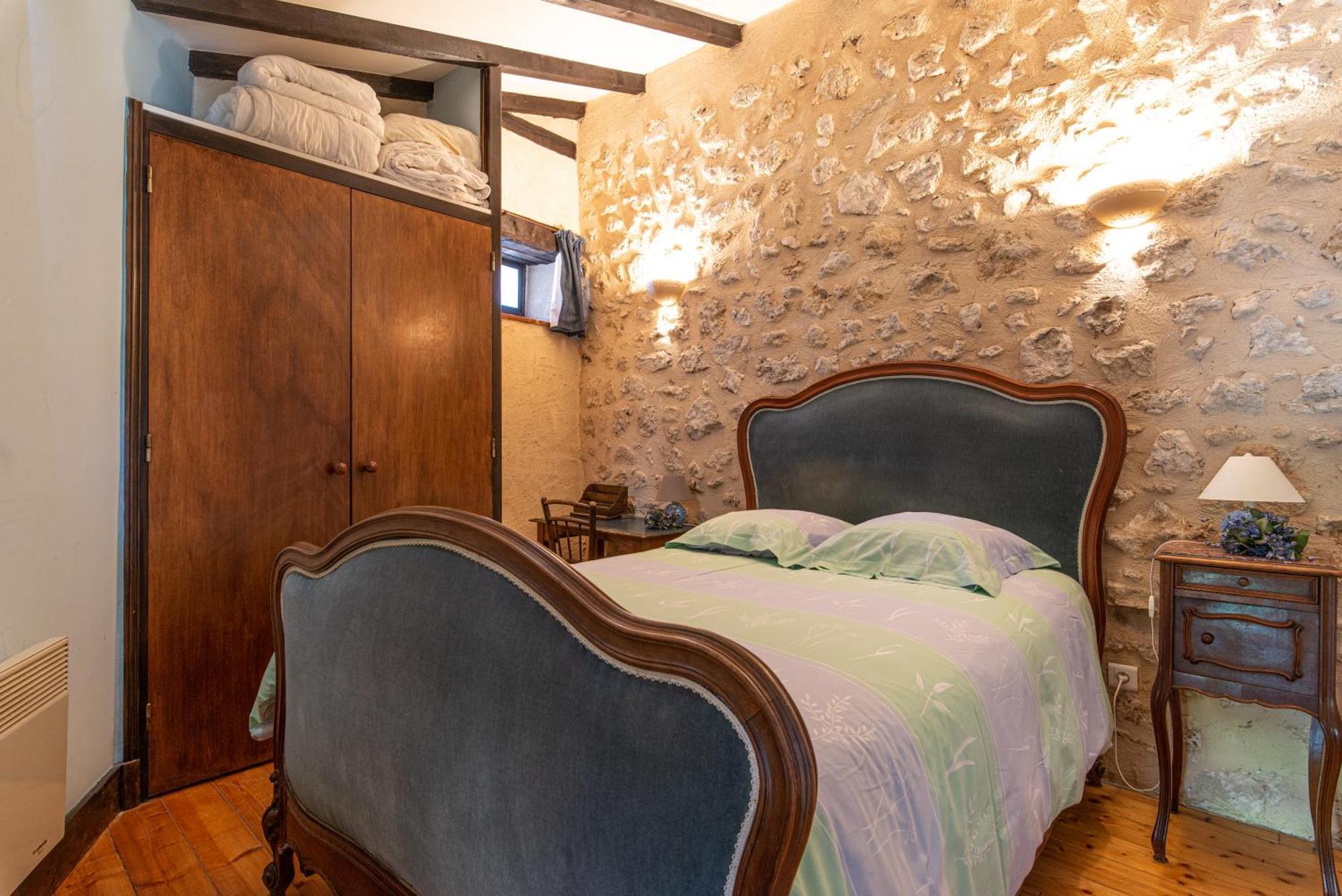 Villa Refuge De Perreau à Saint-Michel-de-Montaigne Extérieur photo